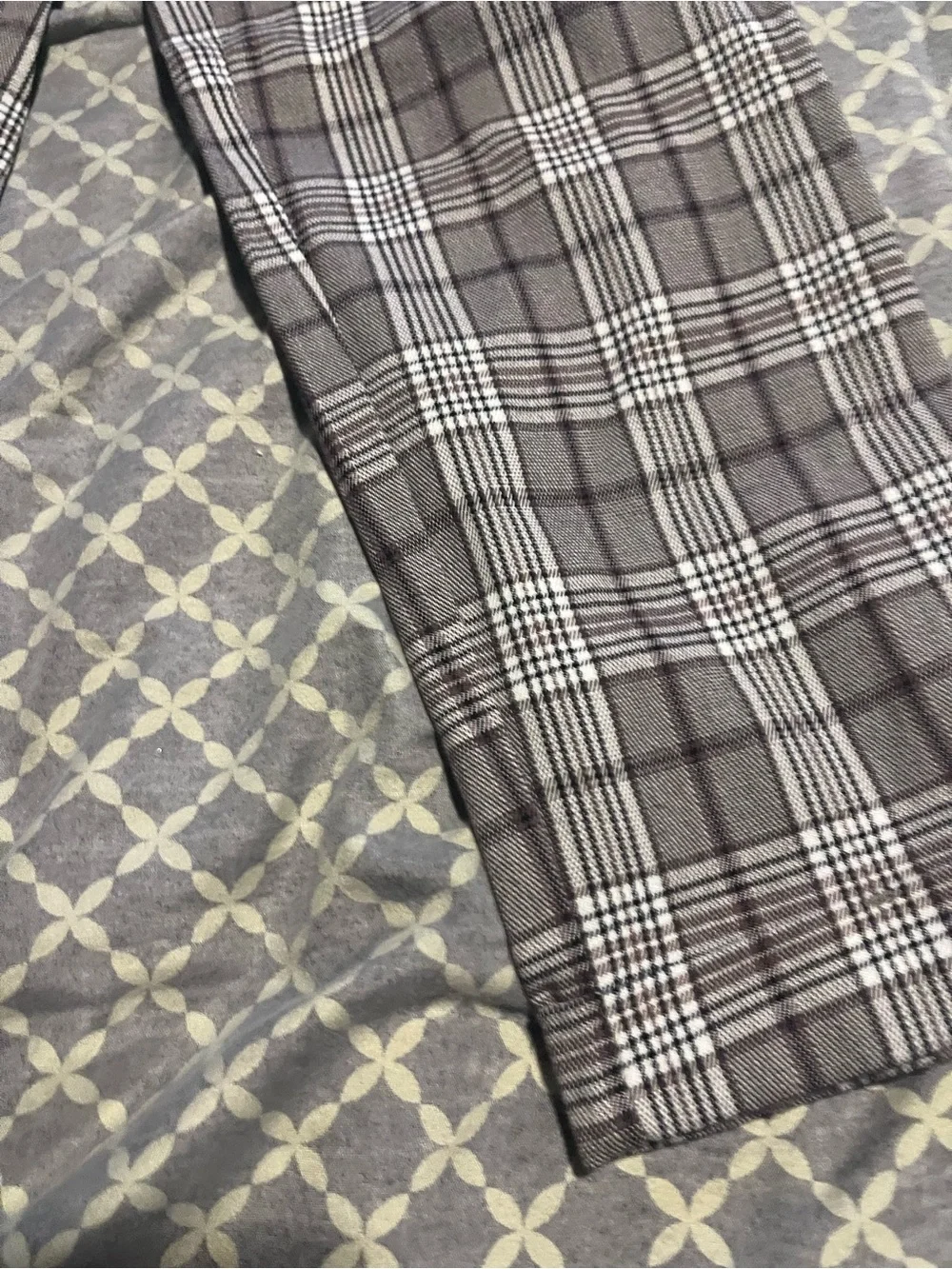 Plaid Elastic-Waist Pants —/Brown